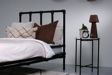 Eenpersoonsbed zwart